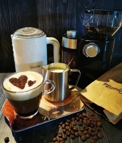 Qualitá® Melkkan Met Art Pen - Barista Melkkannetje - 350 ML - Melkopschuimkannen -Keukenserie Winkel 1023x1200 2