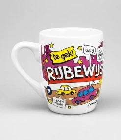 Paper Dreams Mok Cartoon-stijl Rijbewijs Keramiek 325ml Rood/wit -Keukenserie Winkel 1034x1200 1