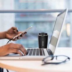 Volcan RVS Koffiebeker To Go - Thermosbeker - Theebeker - Coffee - Zwart -Keukenserie Winkel 1199x1200