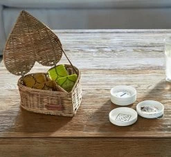 Riviera Maison Theezakjeshouder Met Tekst, Schaaltjes - Theezakjeshouder RM Tea Bar - Wit - Porselein - 4 Stuks 10 Riviera Maison Theezakjeshouder Met Tekst, Schaaltjes - Theezakjeshouder RM Tea Bar - Wit - Porselein - 4 Stuks -Keukenserie Winkel 1200x1104 1