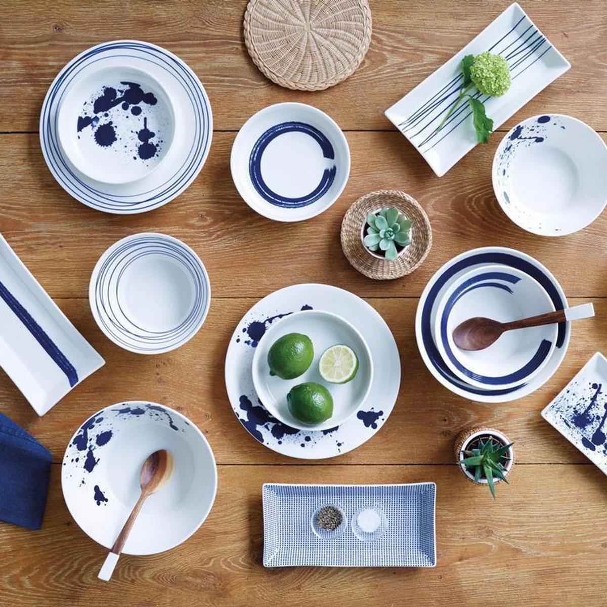 Royal Doulton Pacific - Gebaksbordjes Set - Porselein - Wit / Blauw - ⌀ 16 Cm - 6 Stuks 6 Royal Doulton Pacific - Gebaksbordjes Set - Porselein - Wit / Blauw - ⌀ 16 Cm - 6 Stuks - Afbeelding 4