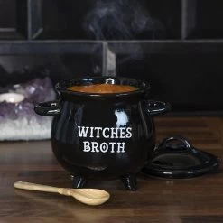 Something Different Soepkom Witches Broth Cauldron With Broom Spoon Zwart -Keukenserie Winkel 1200x1200 1132