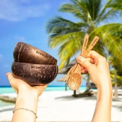 Ecowize Coconut Bowls (Set Van 3) - Kokosnoot Kom & Schaal - Met 3 Lepels, 3 Vorken En 8 Bamboe Rietjes - Zero Waste & Herbruikbaar - Duurzaam Cadeau -Keukenserie Winkel 1200x1200 1137