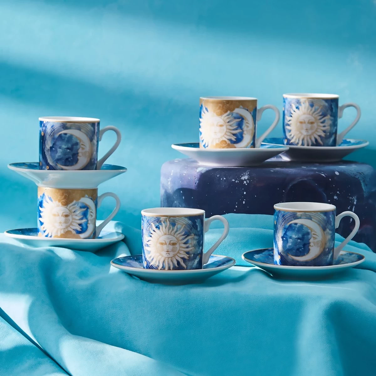 Karaca - Astrologisch Coffee Cup Set Voor 6 - Romantische Koffieliefhebbers - Espresso Mokken Set - Espresso Mok - Turkse Koffie - Valentijn Cadeau - Gift Box 4 Karaca - Astrologisch Coffee Cup Set Voor 6 - Romantische Koffieliefhebbers - Espresso Mokken Set - Espresso Mok - Turkse Koffie - Valentijn Cadeau - Gift Box - Afbeelding 2