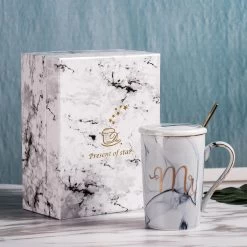 Merkloos Set Van 2 Mokken - Mok Set - Couple Mok - Koffiemok - Koffiebeker - Beker - Mokken En Bekers - Beker Met Lepel En Deksel - 400 Ml - Keramiek - Mr./Mrs. - Blauw/roze -Keukenserie Winkel 1200x1200 551