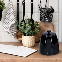 Vaja® Theepot Juliette Met Filter - Dubbelwandig -Theekan 1.0L - Glimmend Zwart 21 Vaja® Theepot Juliette Met Filter - Dubbelwandig -Theekan 1.0L - Glimmend Zwart -Keukenserie Winkel 1200x1200 817