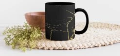Magische Mok - Foto Op Warmte Mokken - Koffiemok - Marmer - Zwart - Goud - Luxe - Magic Mok - Beker - 350 ML - Theemok -Keukenserie Winkel 1200x563