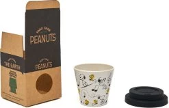 Quy Cup - 90ml Ecologische Reis Beker - Espressobeker “Peanuts Snoopy Music” Met Zwarte Siliconen Deksel 18 Quy Cup - 90ml Ecologische Reis Beker - Espressobeker “Peanuts Snoopy Music” Met Zwarte Siliconen Deksel -Keukenserie Winkel 1200x768