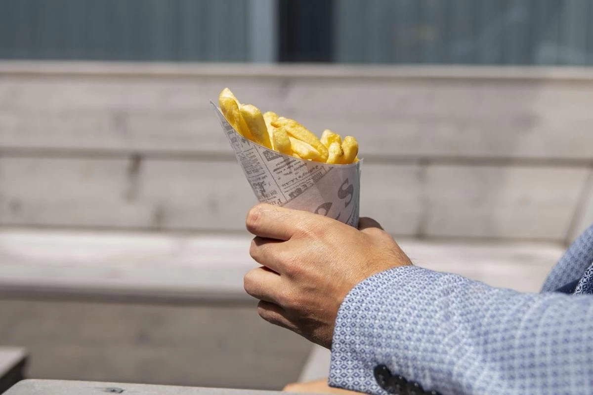 Papieren Frietzak | Krant Print | 50 St. | Patatzak | Frietzakken | Puntzakken | Frietzakjes 5 Papieren Frietzak | Krant Print | 50 St. | Patatzak | Frietzakken | Puntzakken | Frietzakjes - Afbeelding 3