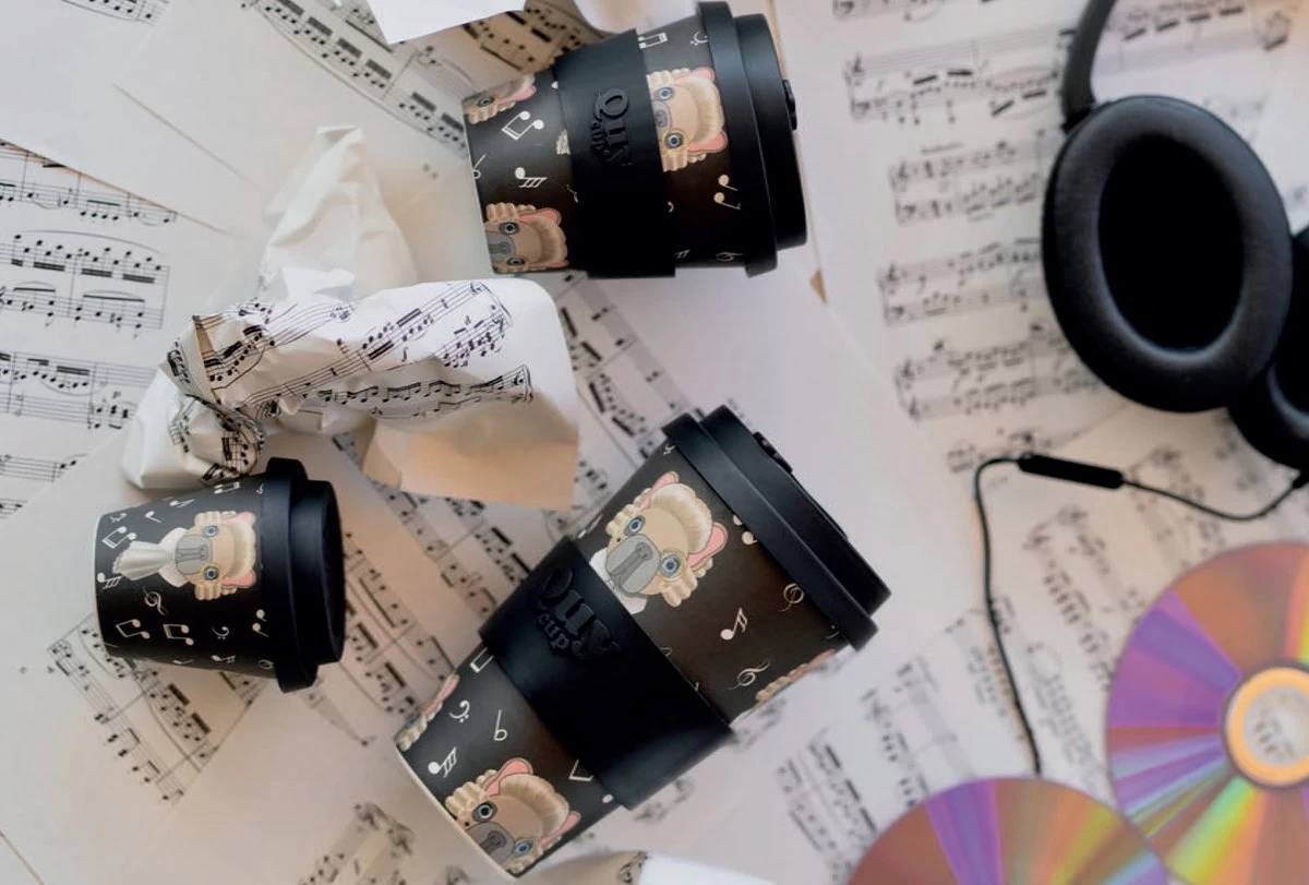 Quy Cup - 90ml Ecologische Reis Beker - Espressobeker “Peanuts Snoopy Music” Met Zwarte Siliconen Deksel 11 Quy Cup - 90ml Ecologische Reis Beker - Espressobeker “Peanuts Snoopy Music” Met Zwarte Siliconen Deksel - Afbeelding 9