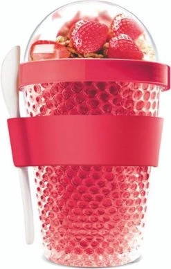 Sareva Muesli Beker - Met Lepel - Yoghurt 2 Go - Rood -Keukenserie Winkel 761x1200 4