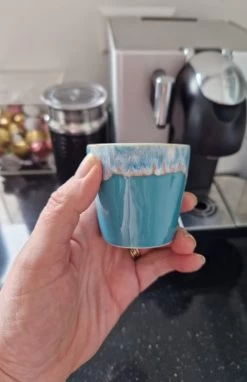 Costa Nova - Grespresso Servies - 6 Espresso Kopjes - Roze-Grijs-Azur-Red-Wit -Turquoise - Aardewerk - H 5.9 Cm -Keukenserie Winkel 776x1200 1