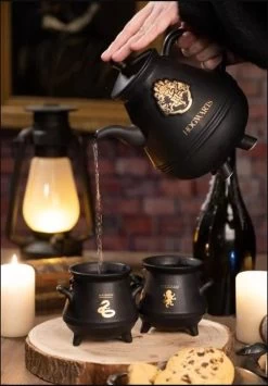 Harry Potter "Hogwarts" Theepot Set Met 2 Ketels -Keukenserie Winkel 835x1200